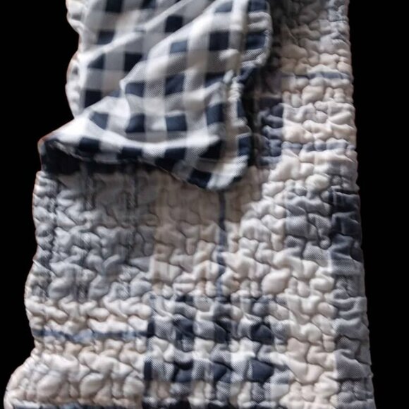 Other - Double-sided twin bedspread